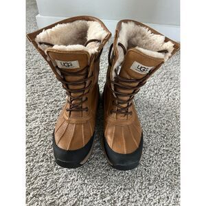 UGG Adirondack III Chestnut Waterproof Leather Snow Boots – Women’s Size 7.5